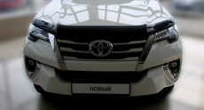 Отбойник капота SIM Toyota Fortuner II 2017-2021